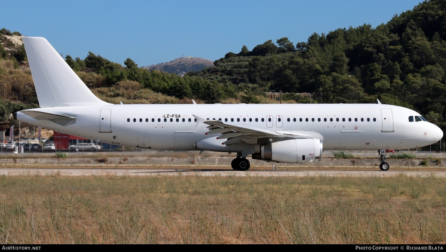 Aircraft Photo of LZ-FSA | Airbus A320-232 | AirHistory.net #823666
