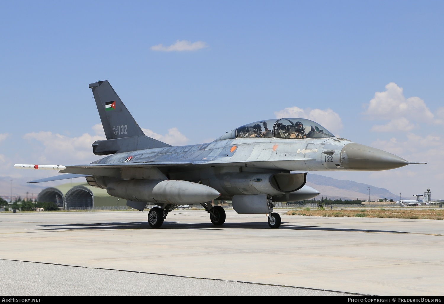 Aircraft Photo of 132 | General Dynamics F-16BM Fighting Falcon | Jordan - Air Force | AirHistory.net #823722