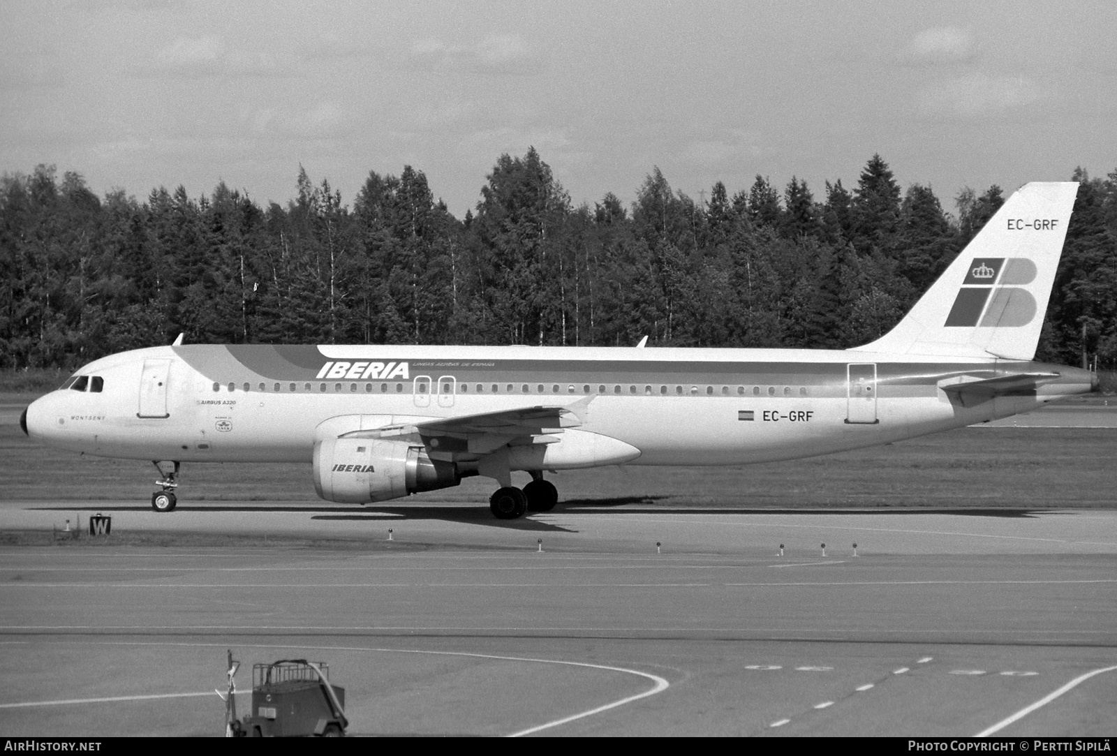 Aircraft Photo of EC-GRF | Airbus A320-211 | Iberia | AirHistory.net #823809