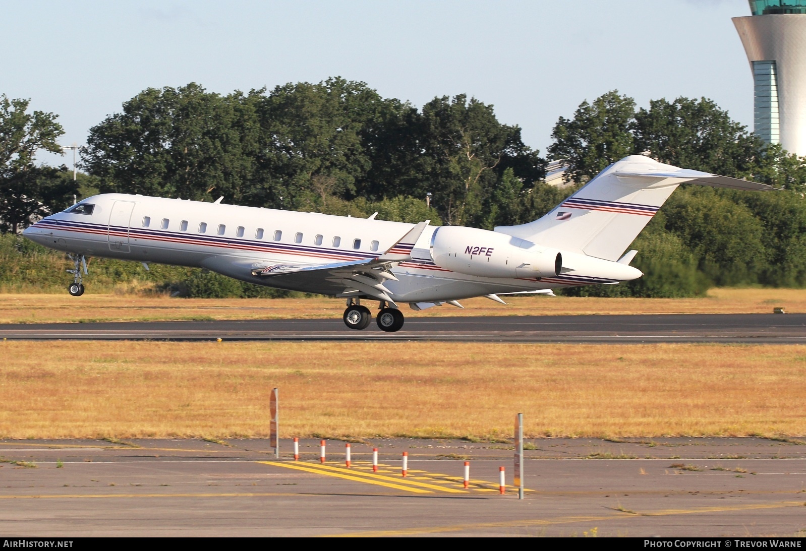 Aircraft Photo of N2FE | Bombardier Global 6000 (BD-700-1A10) | AirHistory.net #823849