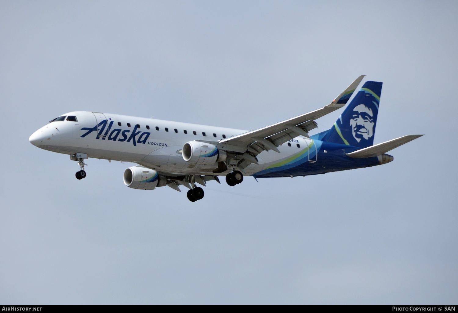 Aircraft Photo of N629QX | Embraer 175LR (ERJ-170-200LR) | Alaska Airlines | AirHistory.net #823914
