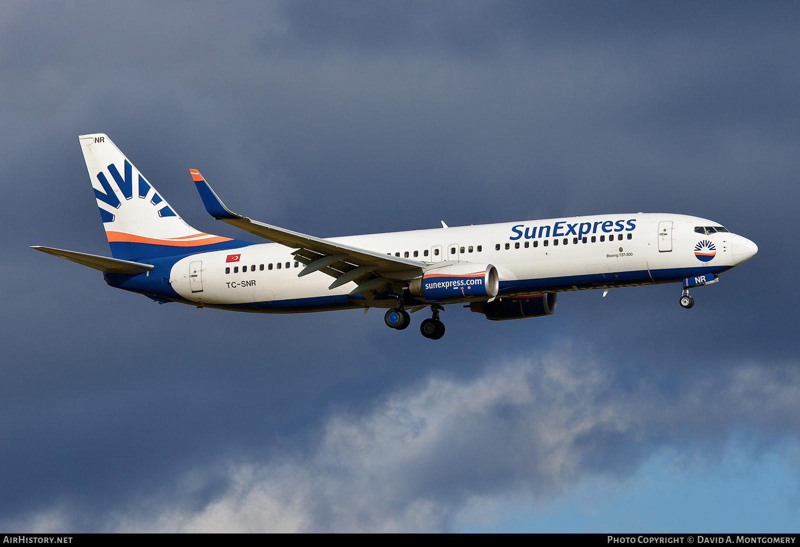 Aircraft Photo of TC-SNR | Boeing 737-8HC | SunExpress | AirHistory.net #823918