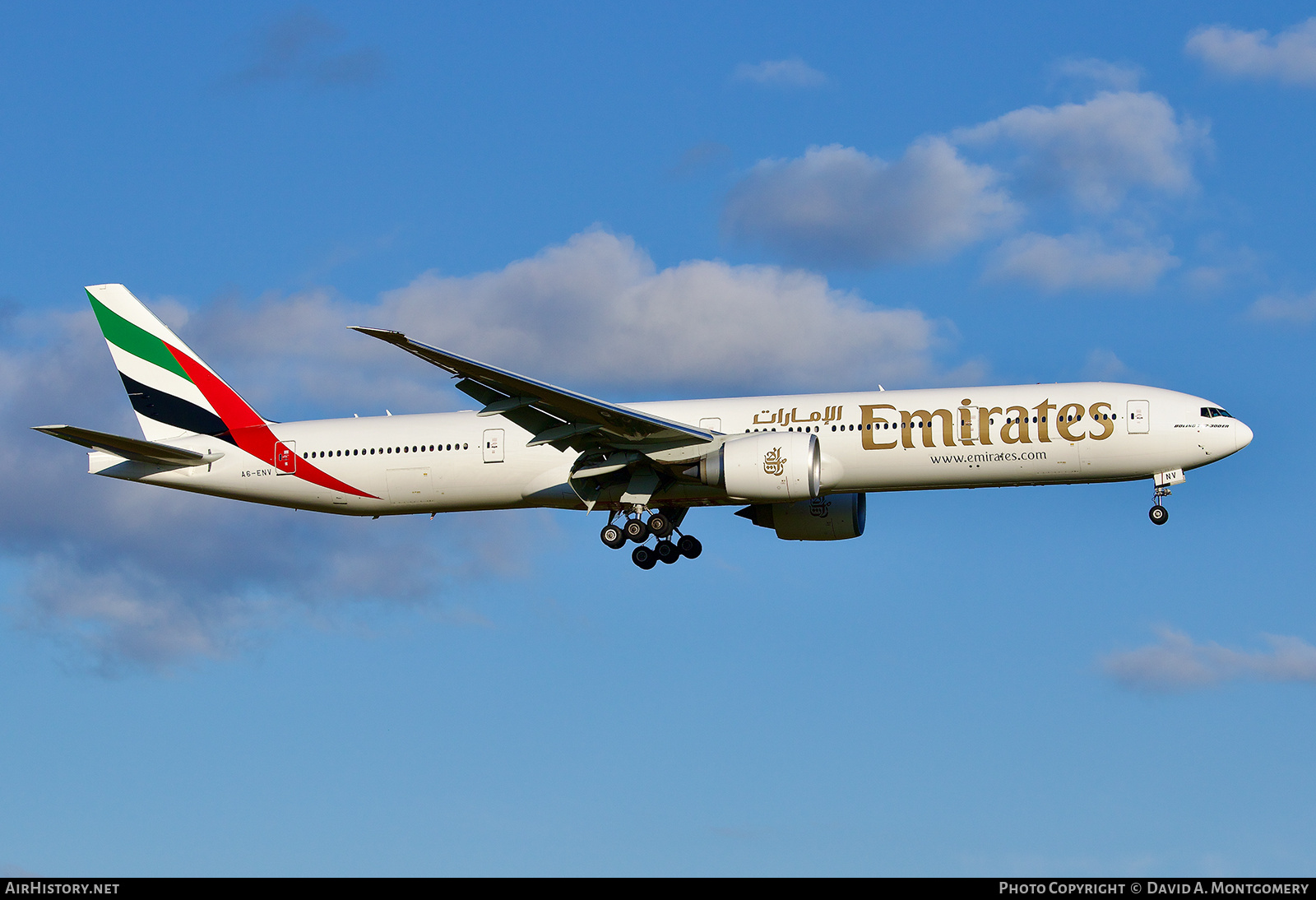 Aircraft Photo of A6-ENV | Boeing 777-31H/ER | Emirates | AirHistory.net #823922