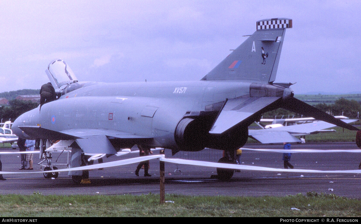 Aircraft Photo of XV571 | McDonnell Douglas F-4K Phantom FG1 | UK - Air Force | AirHistory.net #823953