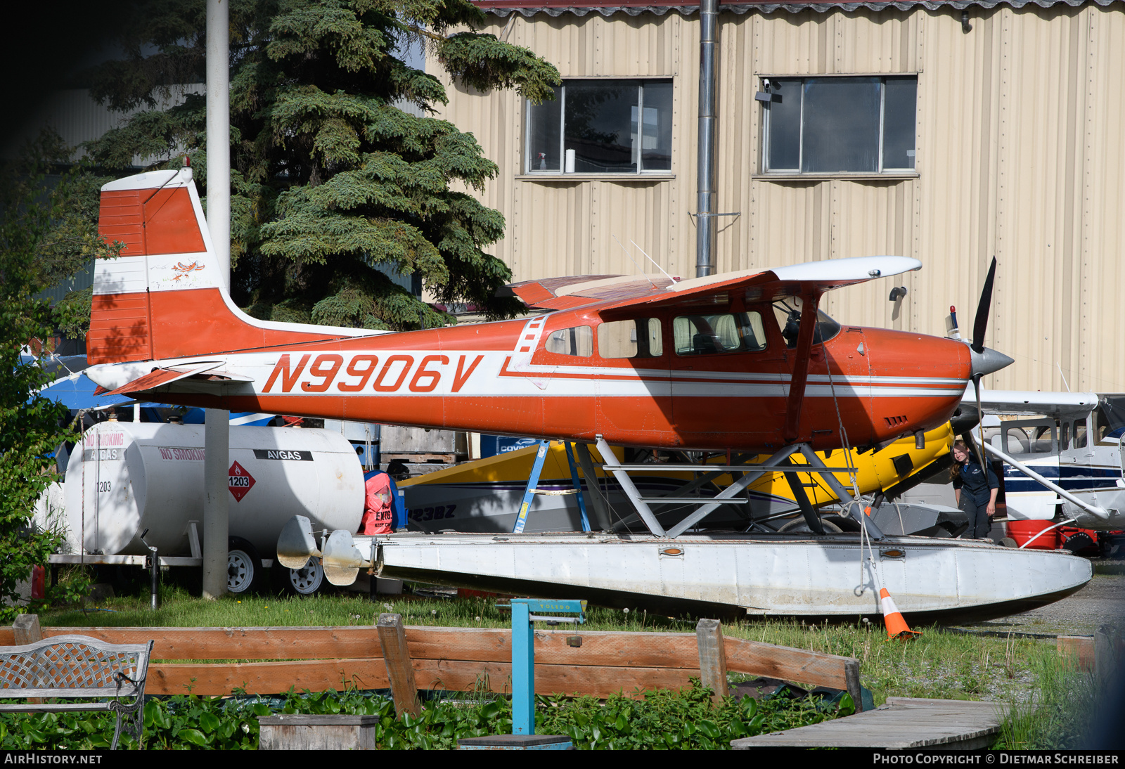 Aircraft Photo of N9906V | Cessna 180H Skywagon 180 | AirHistory.net #824135