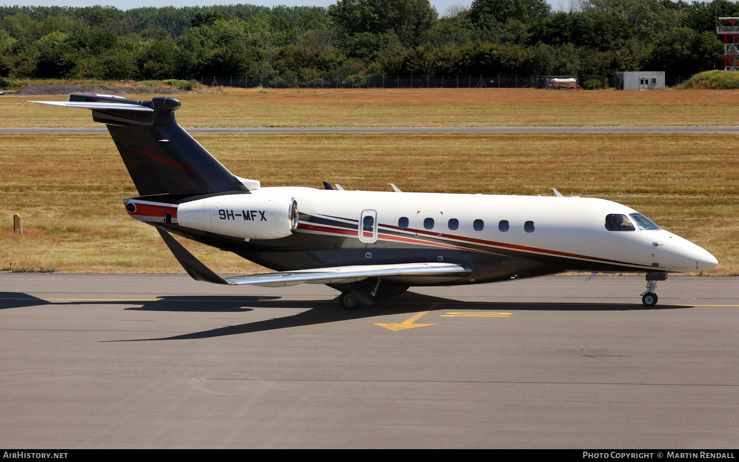 Aircraft Photo of 9H-MFX | Embraer EMB-550 Praetor 600 | AirHistory.net #824176