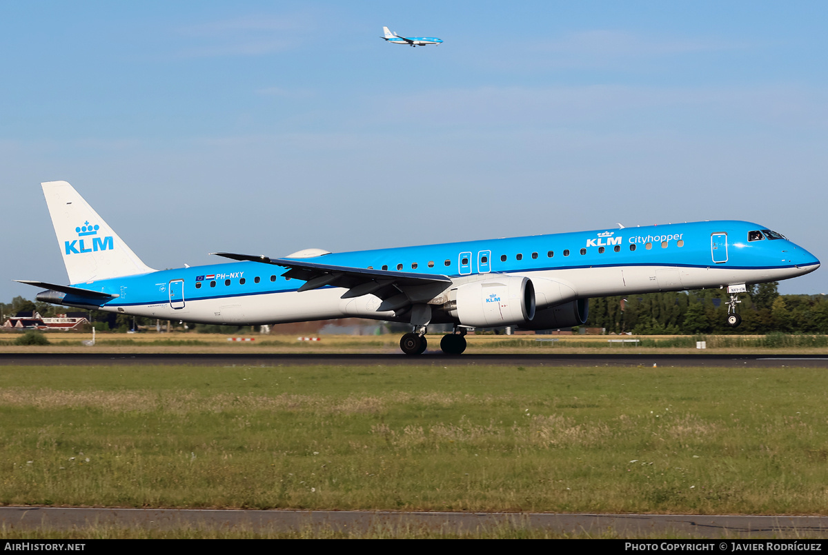 Aircraft Photo of PH-NXY | Embraer 195-E2 (ERJ-190-400) | KLM Cityhopper | AirHistory.net #824205