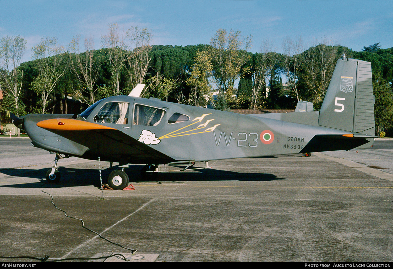 Aircraft Photo of MM61985 | SIAI-Marchetti S-208M | Italy - Air Force | AirHistory.net #824412