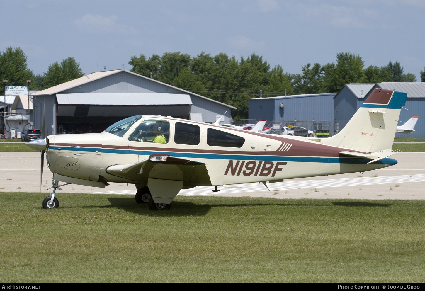 Aircraft Photo of N191BF | Beech F33A Bonanza | AirHistory.net #824430