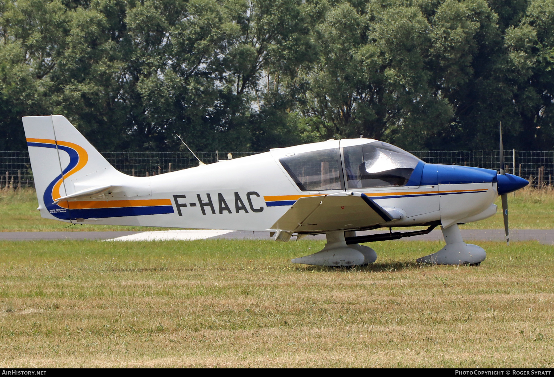 Aircraft Photo of F-HAAC | Robin DR-400-120 Dauphin 2+2 | AirHistory.net #824481