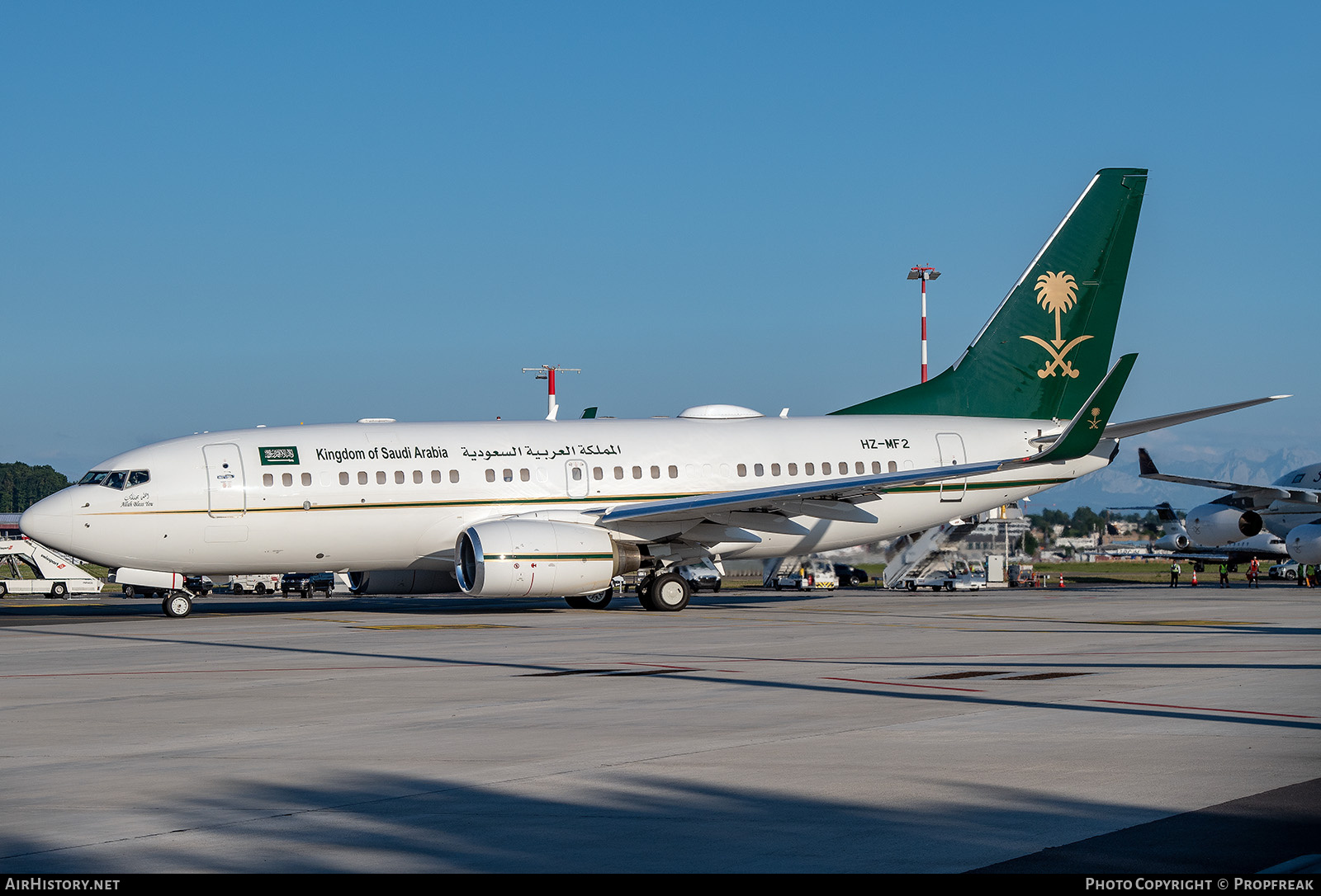 Aircraft Photo of HZ-MF2 | Boeing 737-7FG BBJ | Kingdom of Saudi Arabia | AirHistory.net #824536