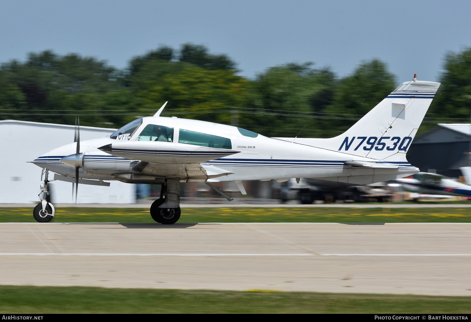 Aircraft Photo of N7953Q | Cessna 310Q | AirHistory.net #824551