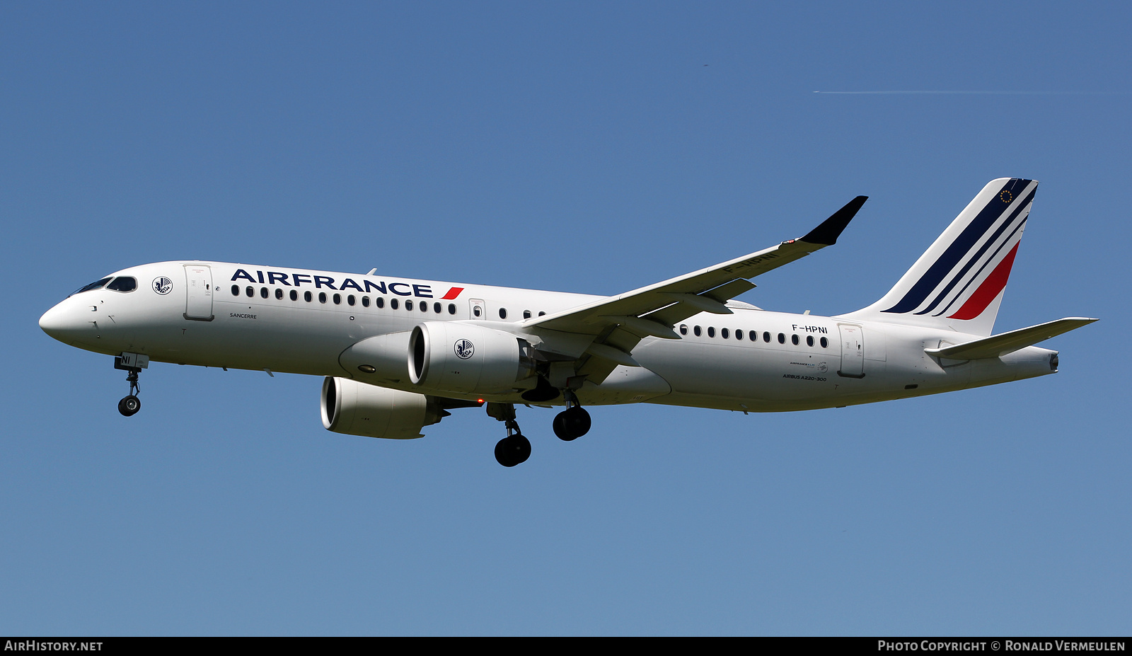 Aircraft Photo of F-HPNI | Airbus A220-371 (BD-500-1A11) | Air France | AirHistory.net #824590