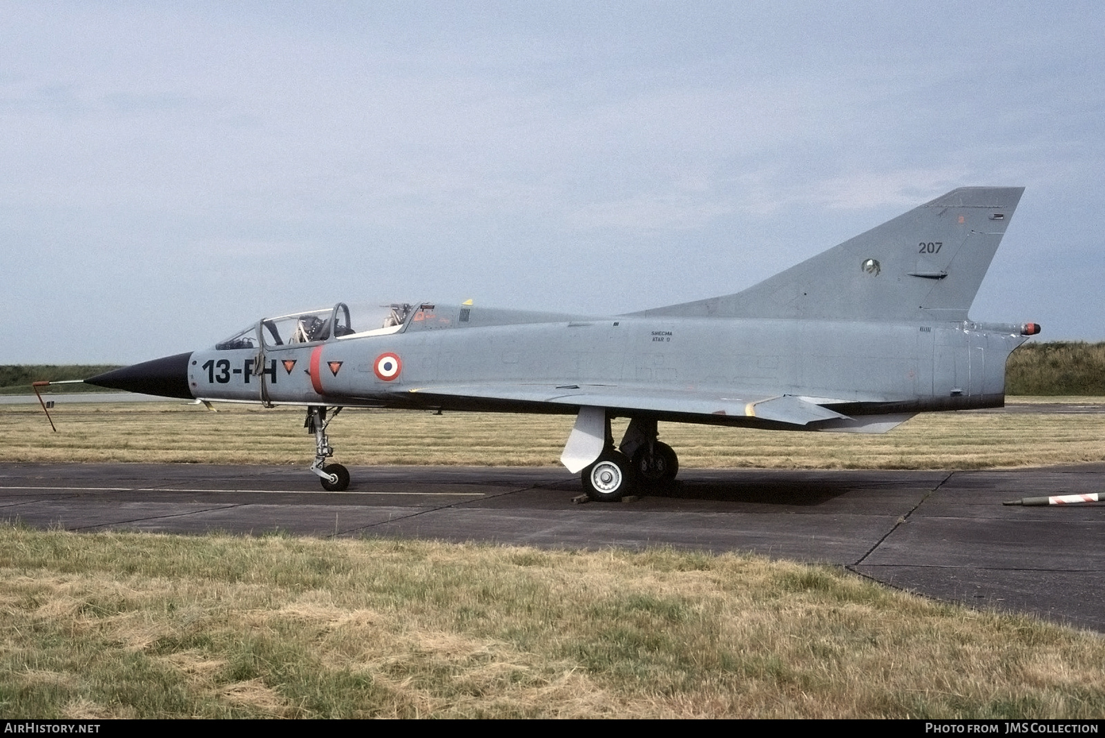 Aircraft Photo of 207 | Dassault Mirage IIIB | France - Air Force | AirHistory.net #824688