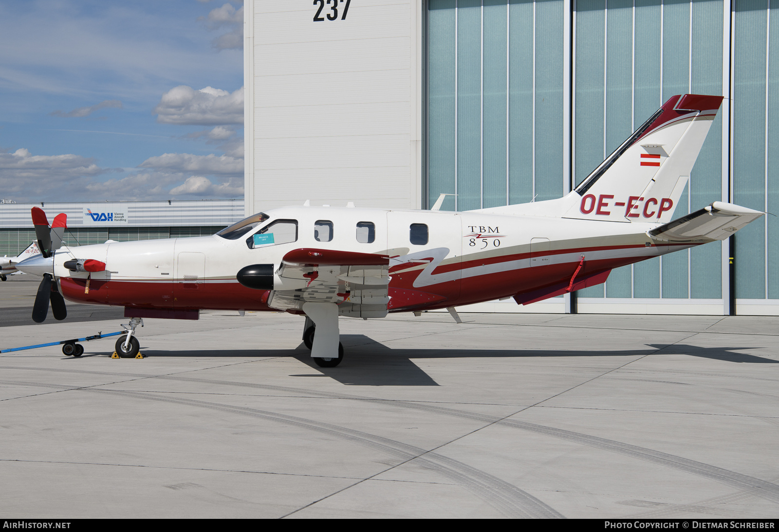 Aircraft Photo of OE-ECP | Socata TBM-850 (700N) | AirHistory.net #824778