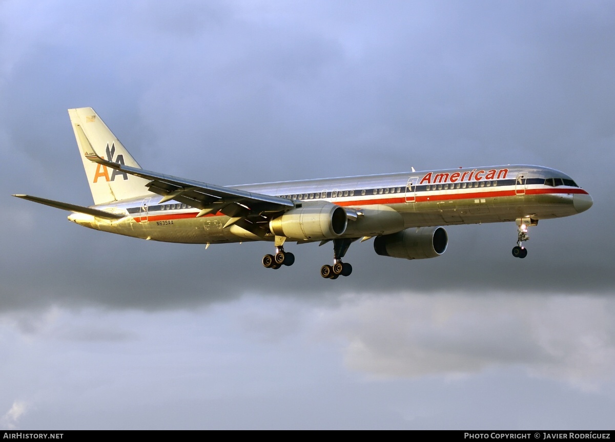 Aircraft Photo of N635AA | Boeing 757-223 | American Airlines | AirHistory.net #824801