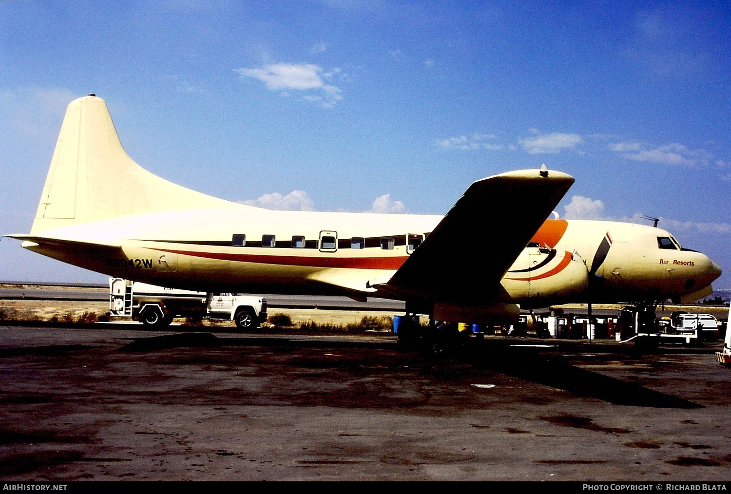 Aircraft Photo of N8042W | Convair 440-75 Metropolitan | Air Resorts Airlines | AirHistory.net #824854