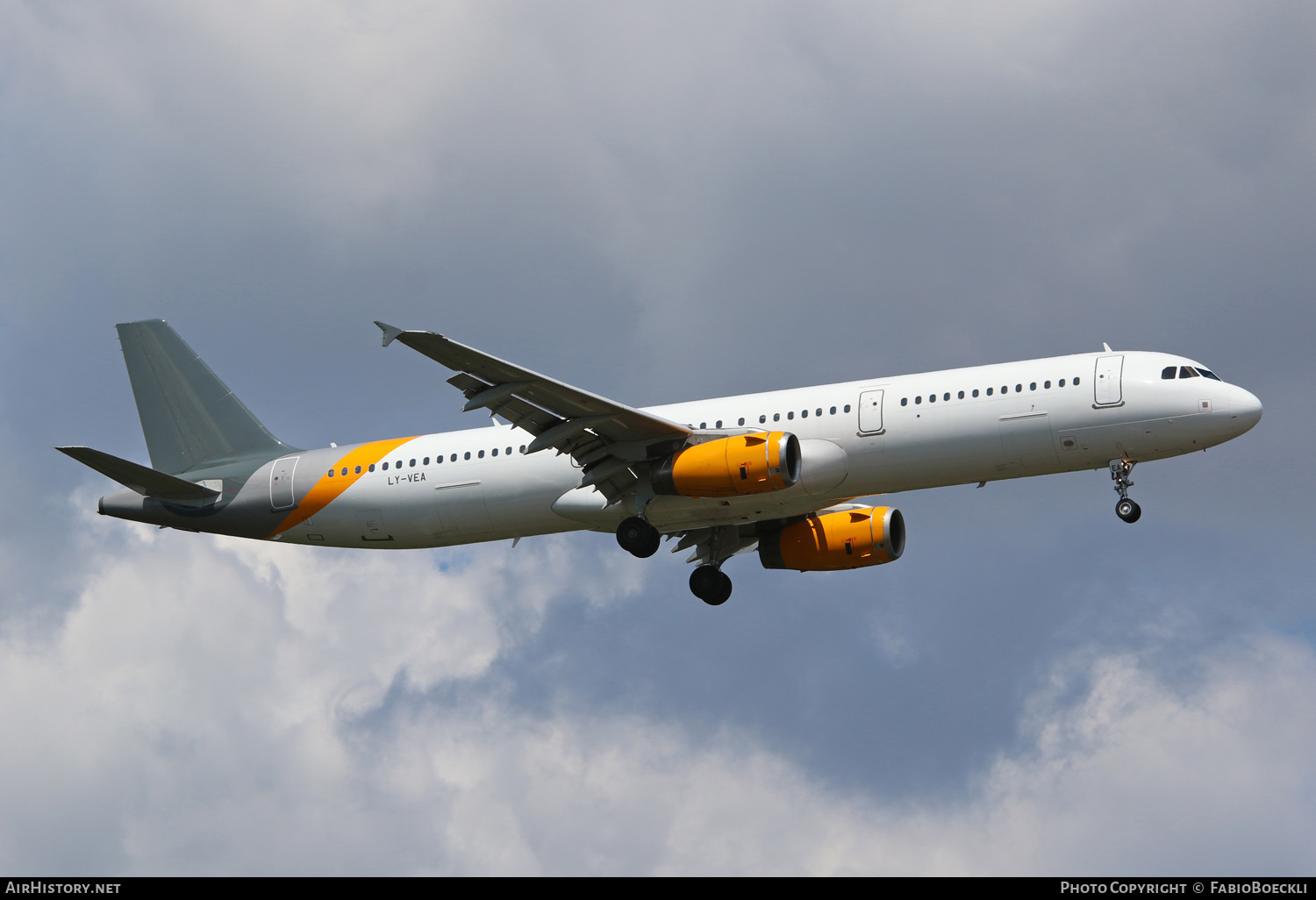 Aircraft Photo of LY-VEA | Airbus A321-231 | Thomas Cook Airlines | AirHistory.net #824934