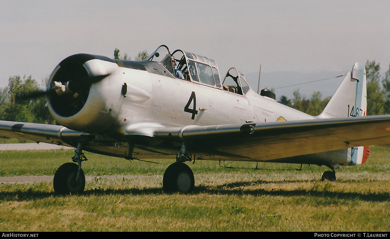 Aircraft Photo of F-AZEZ / 4 | North American AT-6G Texan | France - Air Force | AirHistory.net #824960