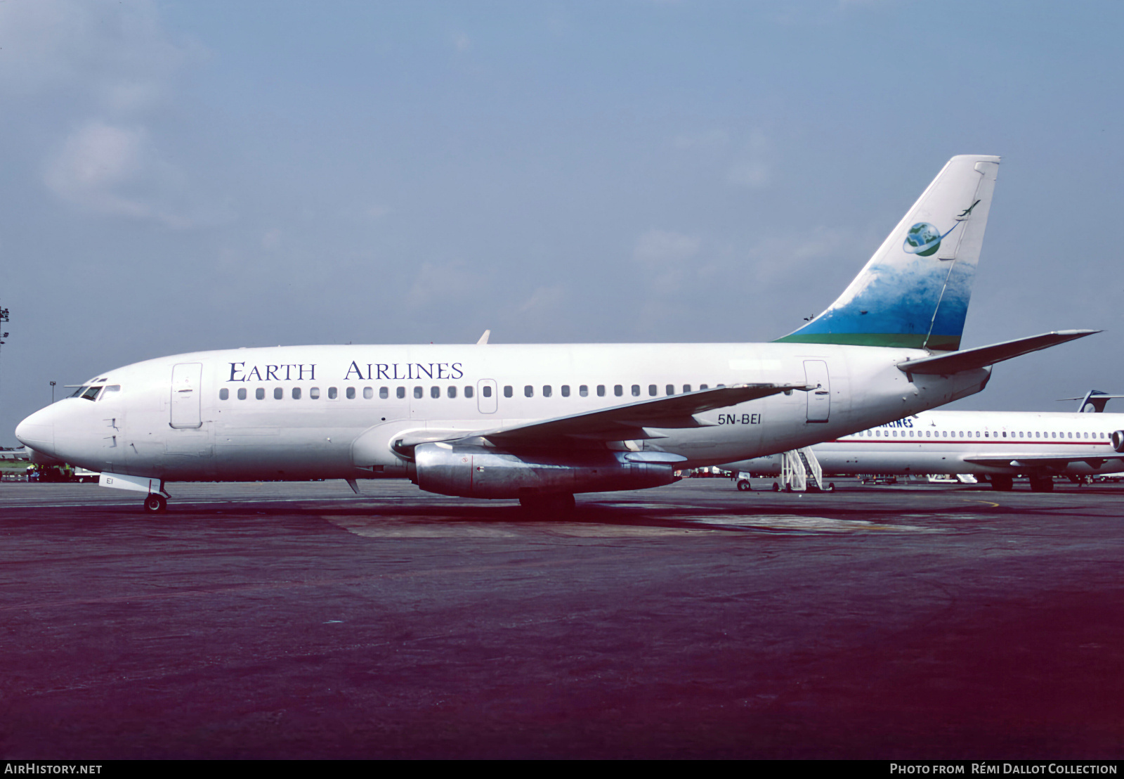 Aircraft Photo of 5N-BEI | Boeing 737-244 | Earth Airlines | AirHistory.net #824975
