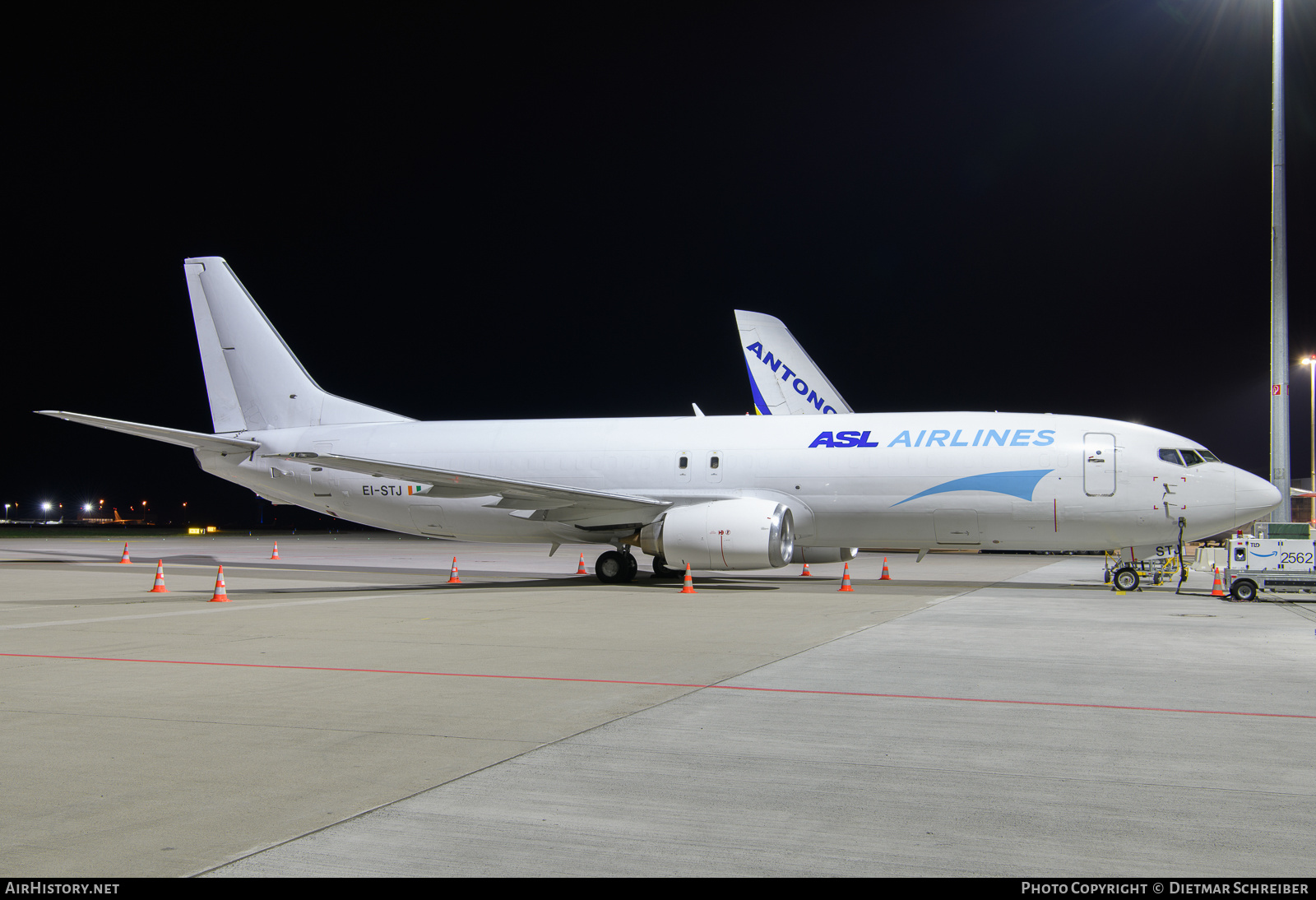 Aircraft Photo of EI-STJ | Boeing 737-490(SF) | ASL Airlines | AirHistory.net #825086