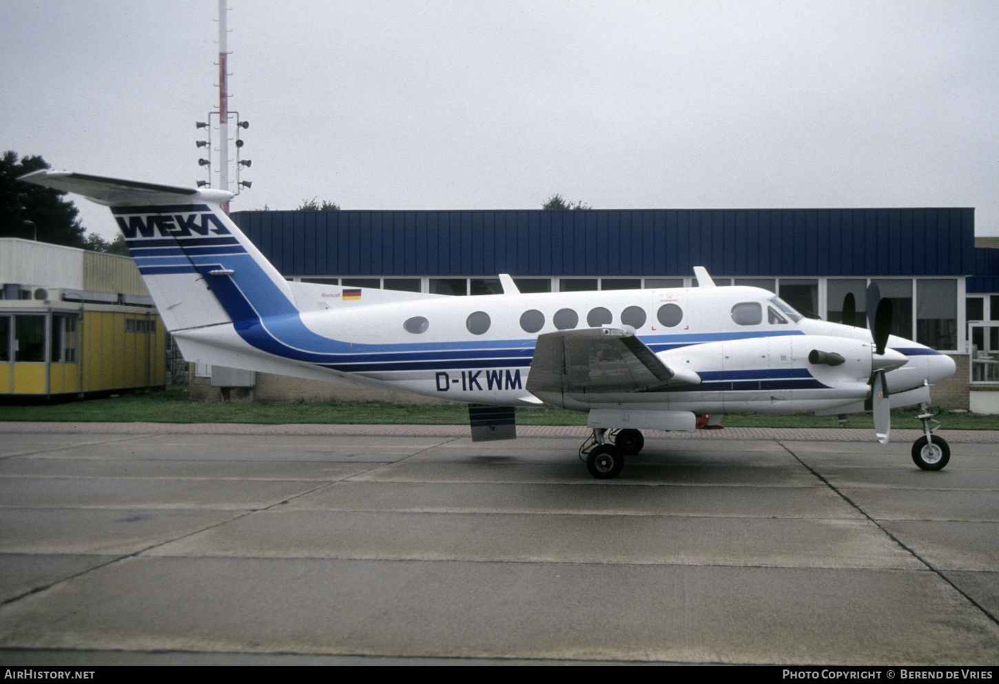 Aircraft Photo of D-IKWM | Beech Super King Air 300LW | WEKA Fachverlage | AirHistory.net #825100