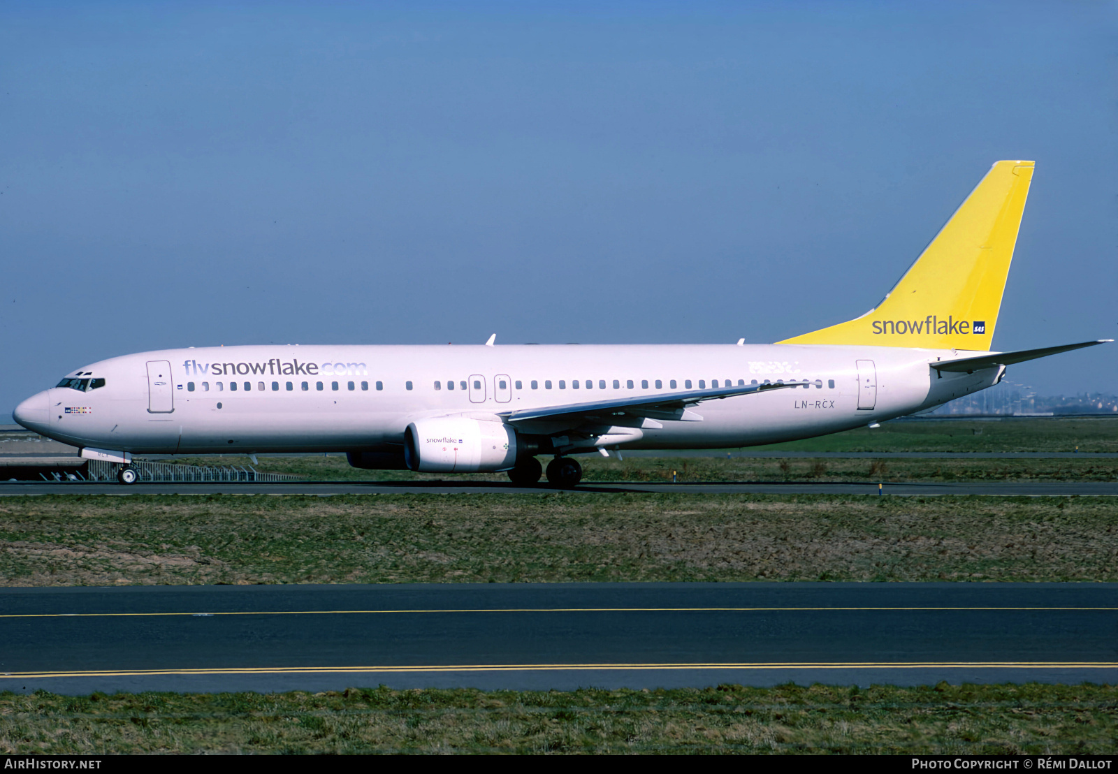 Aircraft Photo of LN-RCX | Boeing 737-883 | Snowflake | AirHistory.net #825133