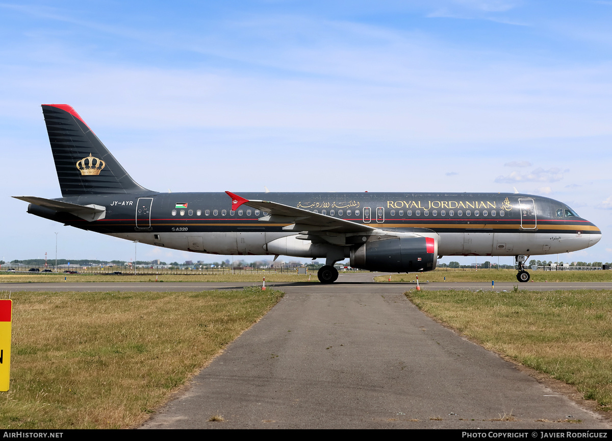 Aircraft Photo of JY-AYR | Airbus A320-232 | Royal Jordanian Airlines | AirHistory.net #825218