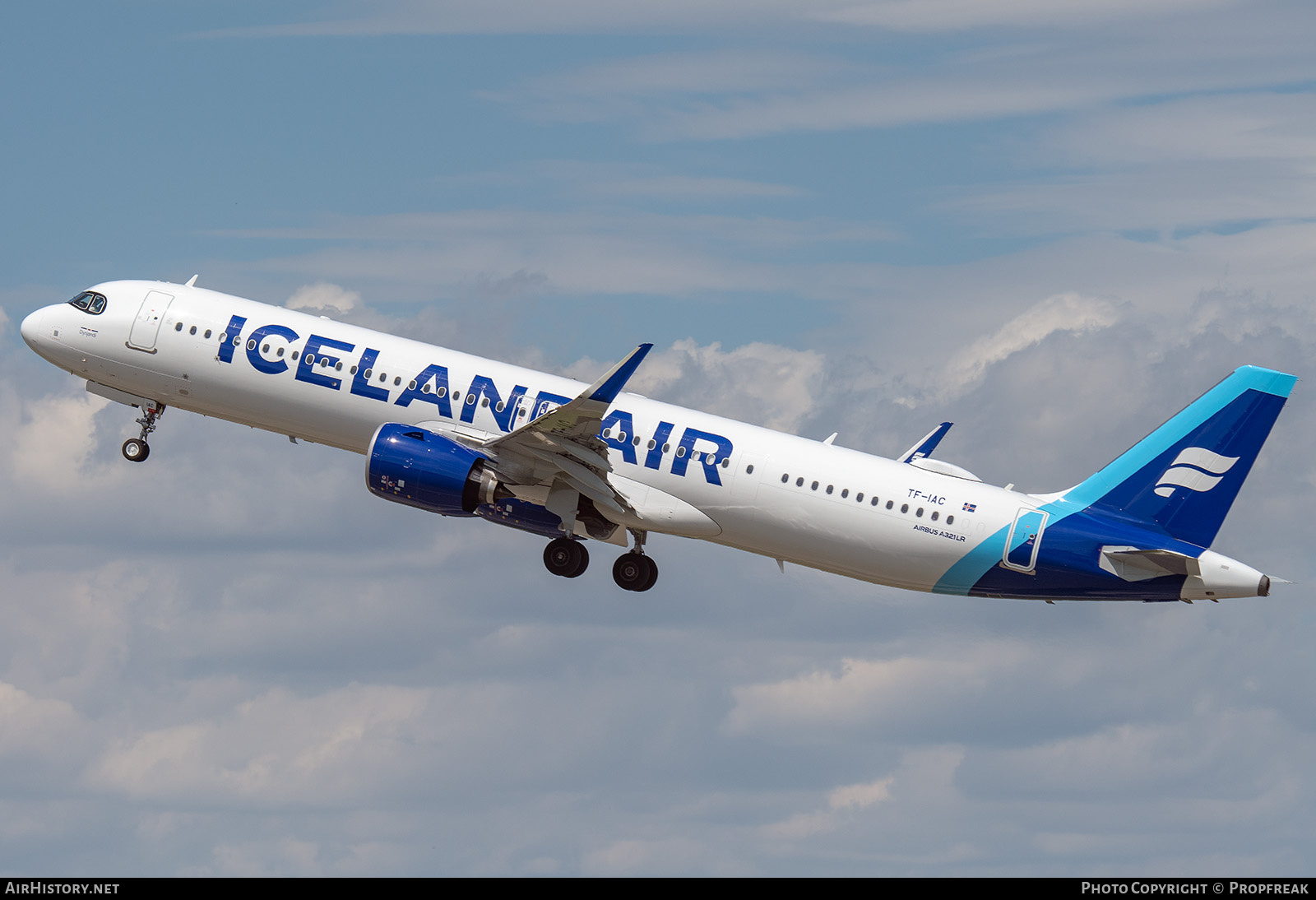 Aircraft Photo of TF-IAC | Airbus A321-271NX | Icelandair | AirHistory.net #825293