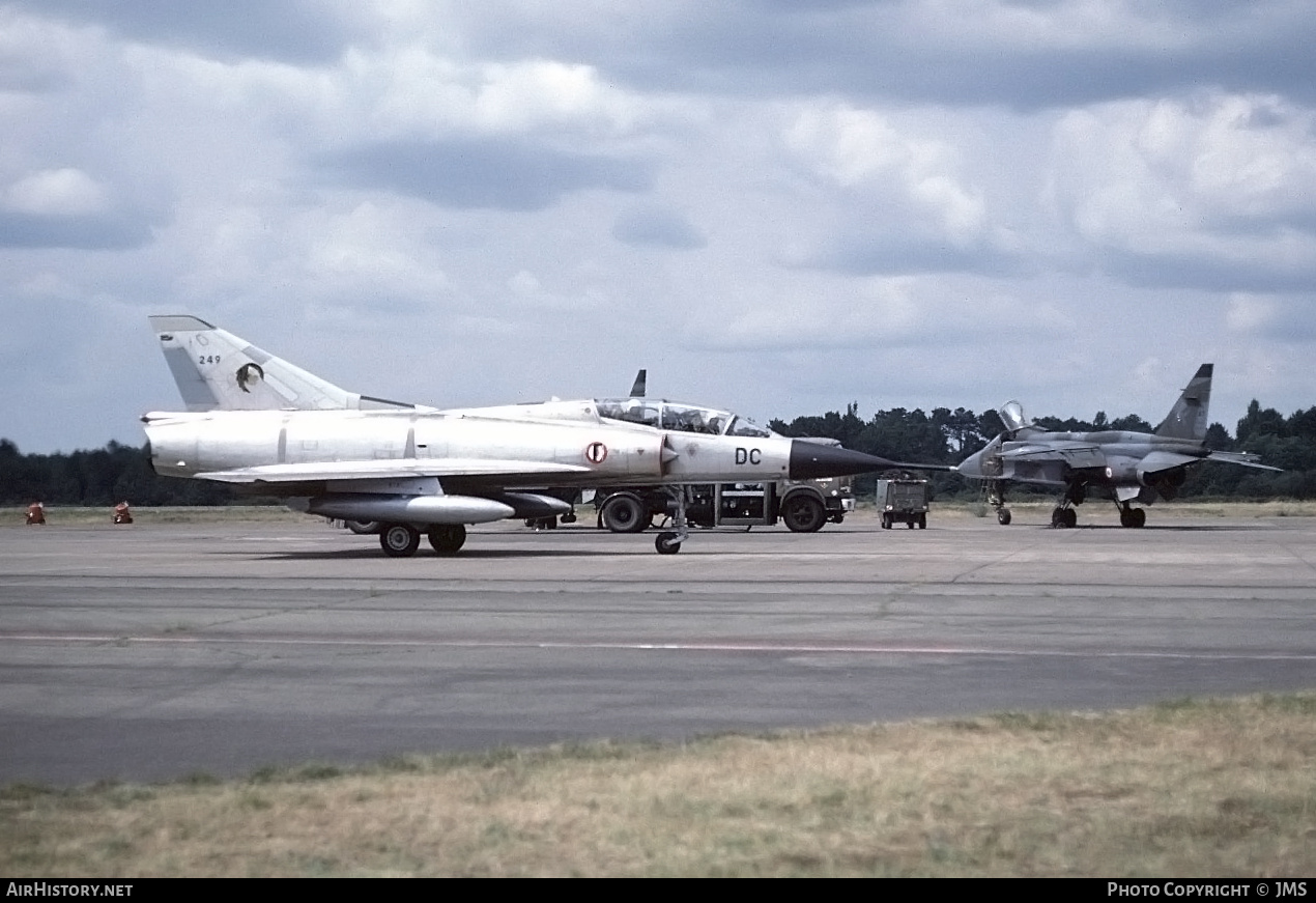 Aircraft Photo of 249 | Dassault Mirage IIIB-RV | France - Air Force | AirHistory.net #825370