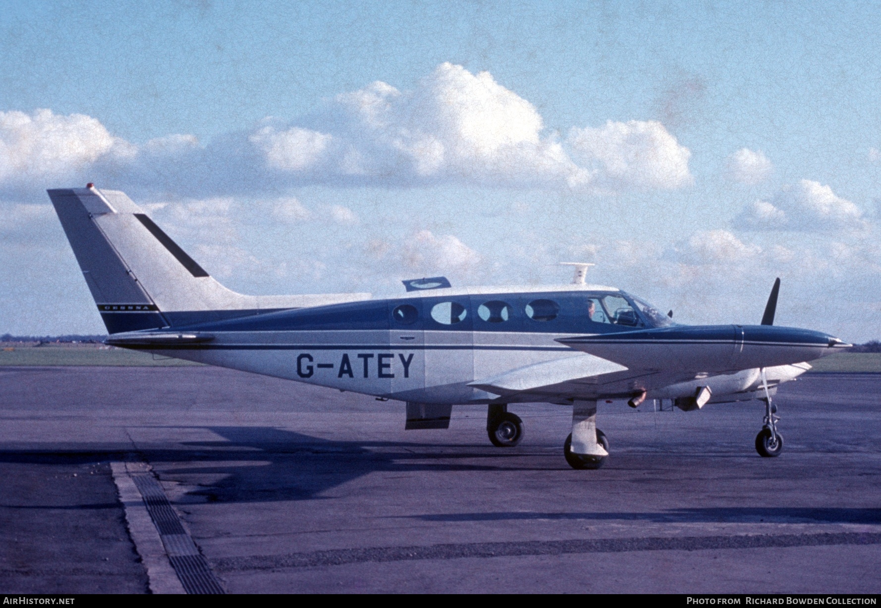 Aircraft Photo of G-ATEY | Cessna 411 | AirHistory.net #825386