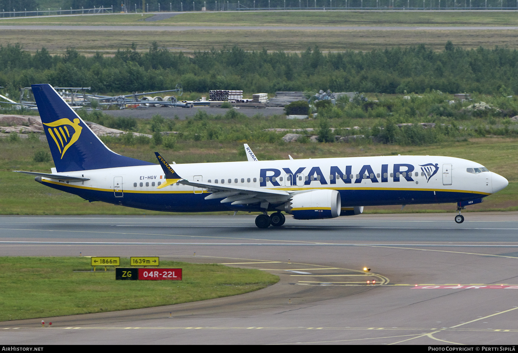 Aircraft Photo of EI-HGV | Boeing 737-8200 Max 200 | Ryanair | AirHistory.net #825392