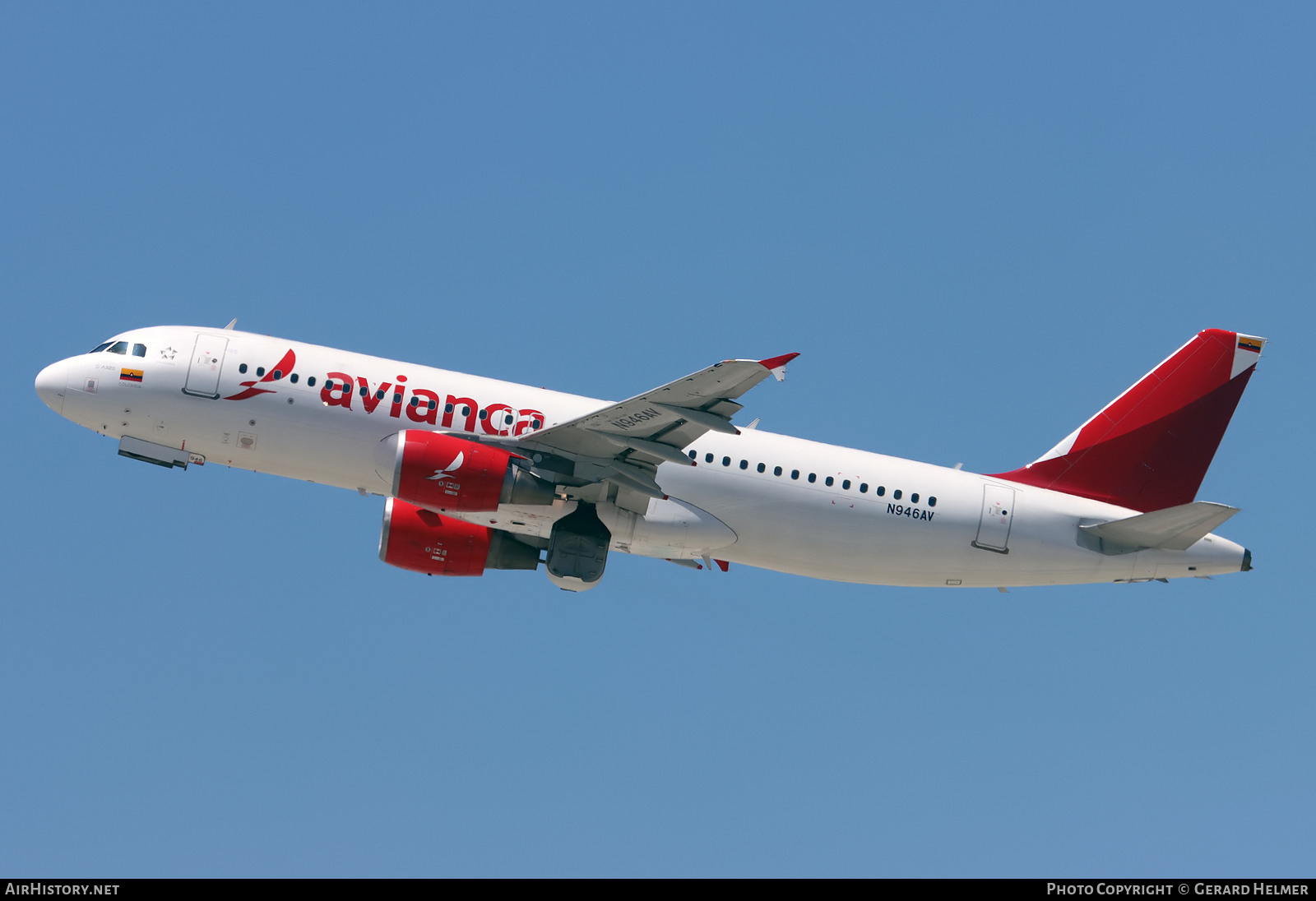 Aircraft Photo of N946AV | Airbus A320-214 | Avianca | AirHistory.net #825400