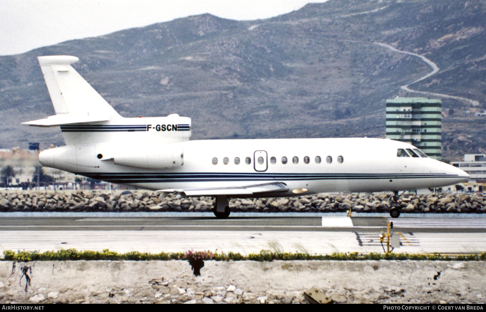 Aircraft Photo of F-GSCN | Dassault Falcon 900B | AirHistory.net #825449