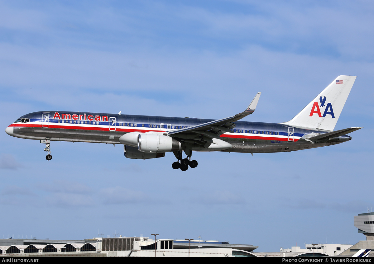 Aircraft Photo of N631AA | Boeing 757-223 | American Airlines | AirHistory.net #825524