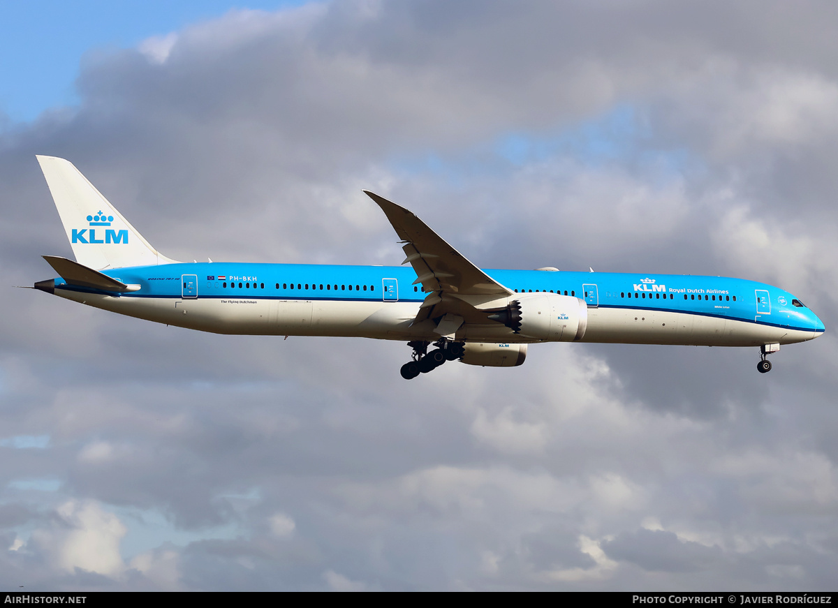 Aircraft Photo of PH-BKH | Boeing 787-10 Dreamliner | KLM - Royal Dutch Airlines | AirHistory.net #825539