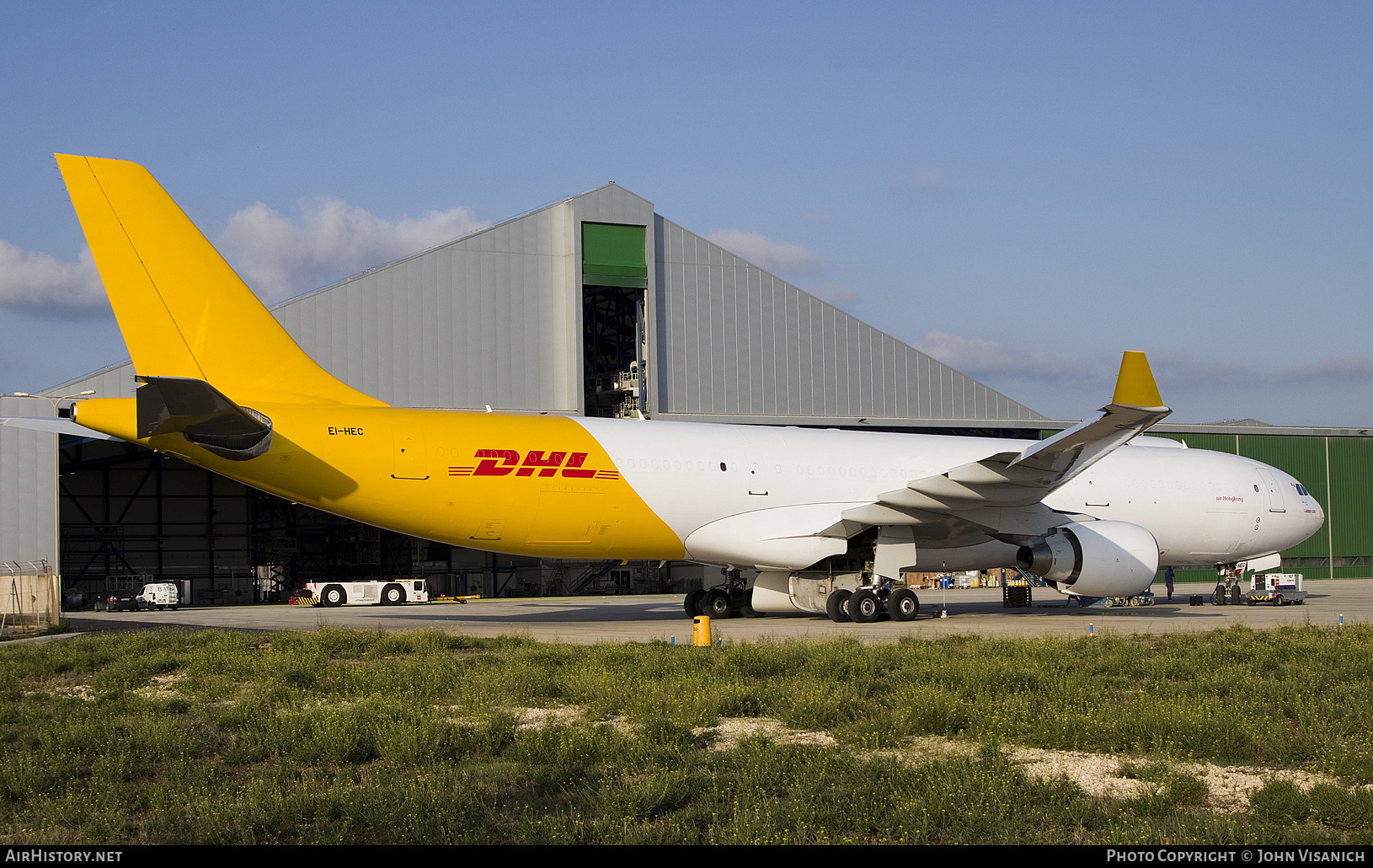 Aircraft Photo of EI-HEC | Airbus A330-322/F | DHL International | AirHistory.net #825615