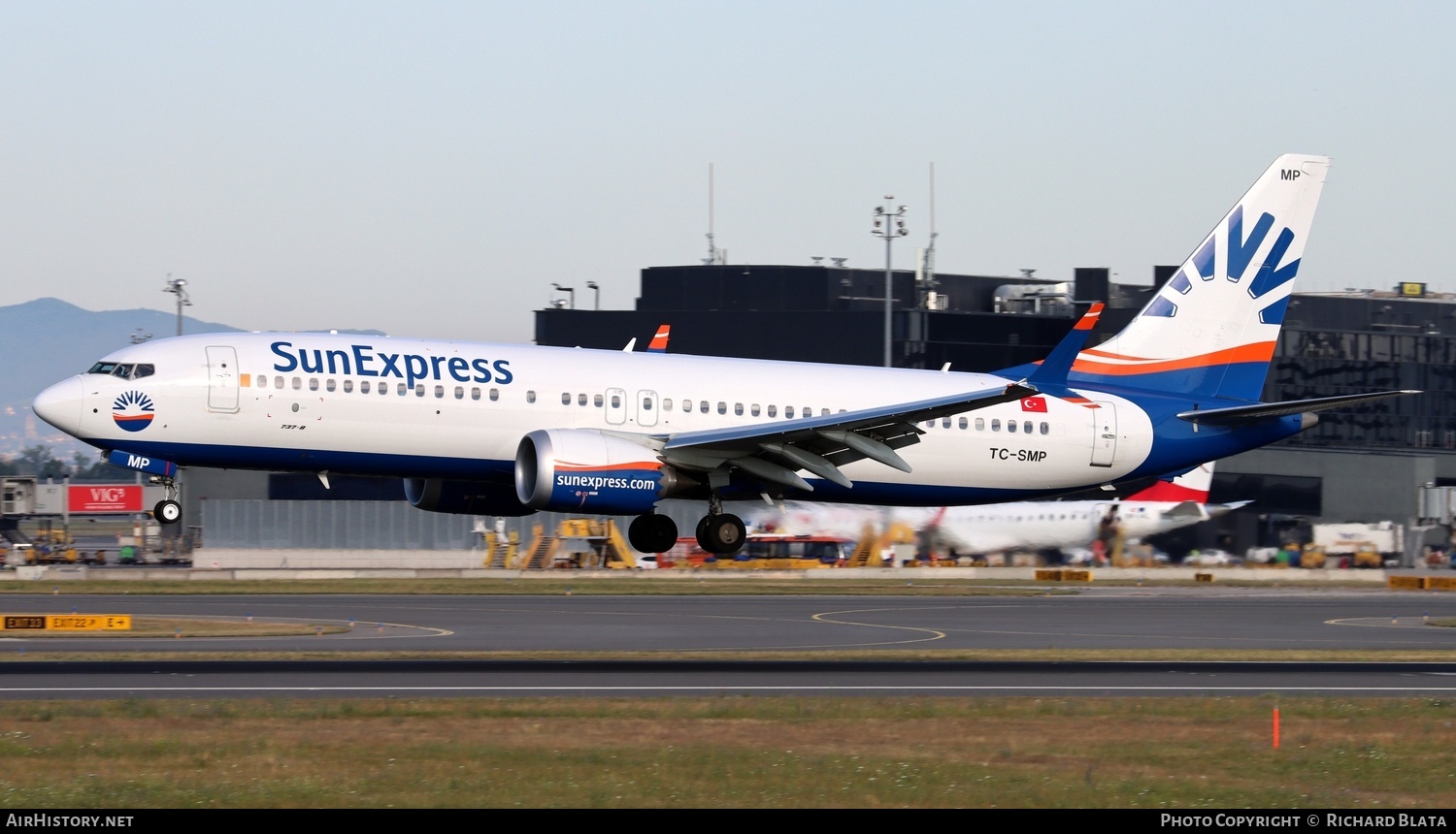 Aircraft Photo of TC-SMP | Boeing 737-8 Max 8 | SunExpress | AirHistory.net #825696