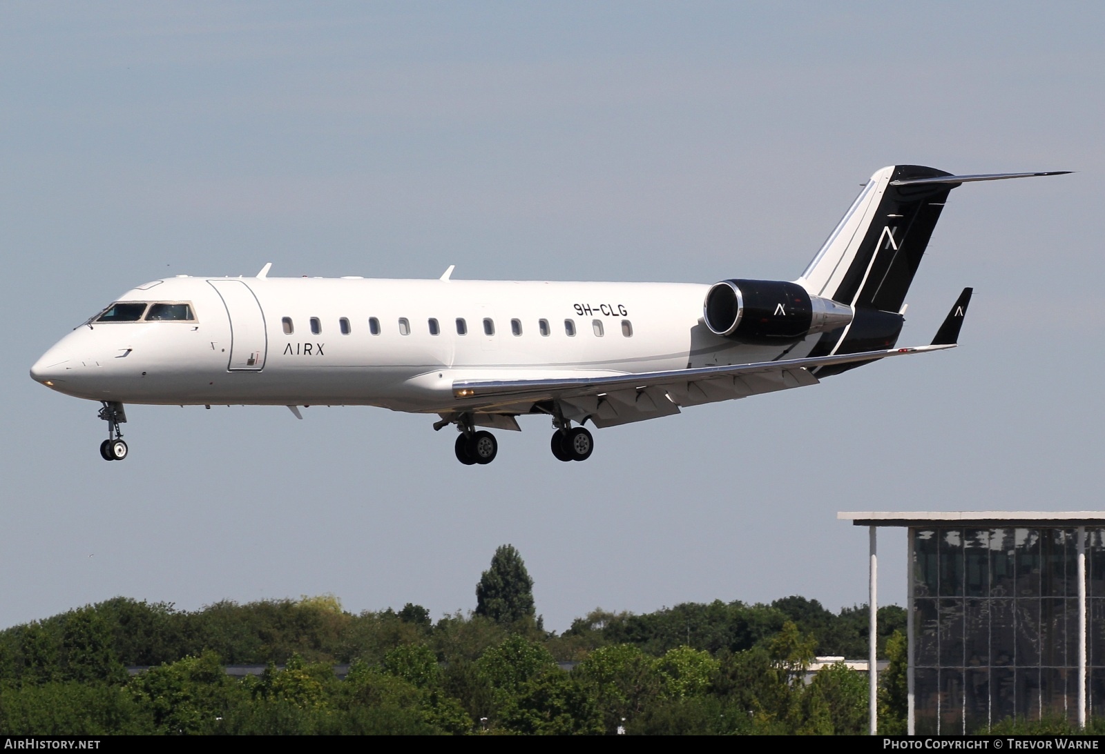 Aircraft Photo of 9H-CLG | Bombardier CRJ-200 (CL-600-2B19) | AirX Charter | AirHistory.net #825745
