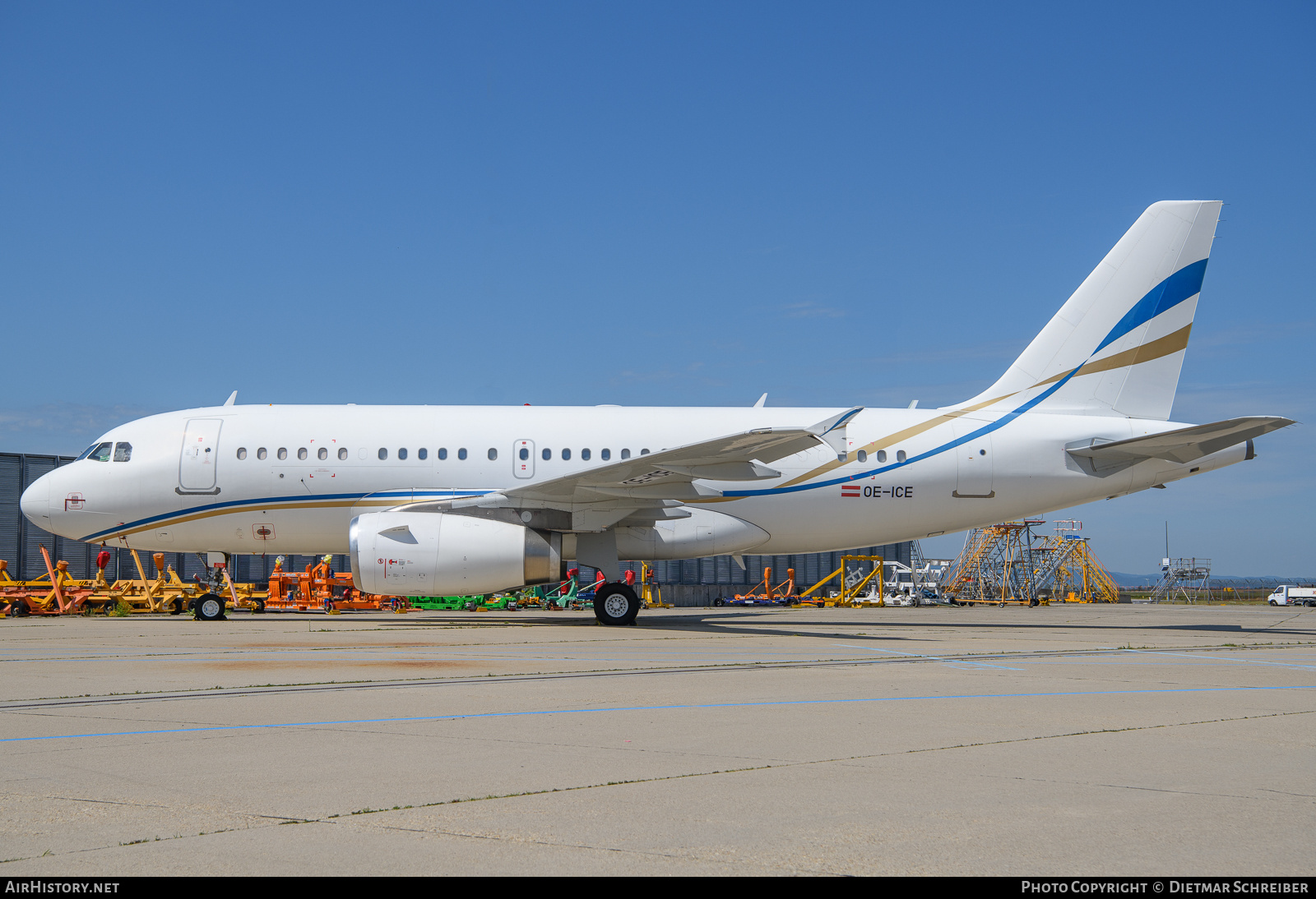 Aircraft Photo of OE-ICE | Airbus ACJ319 (A319-133/CJ) | MJet | AirHistory.net #825747