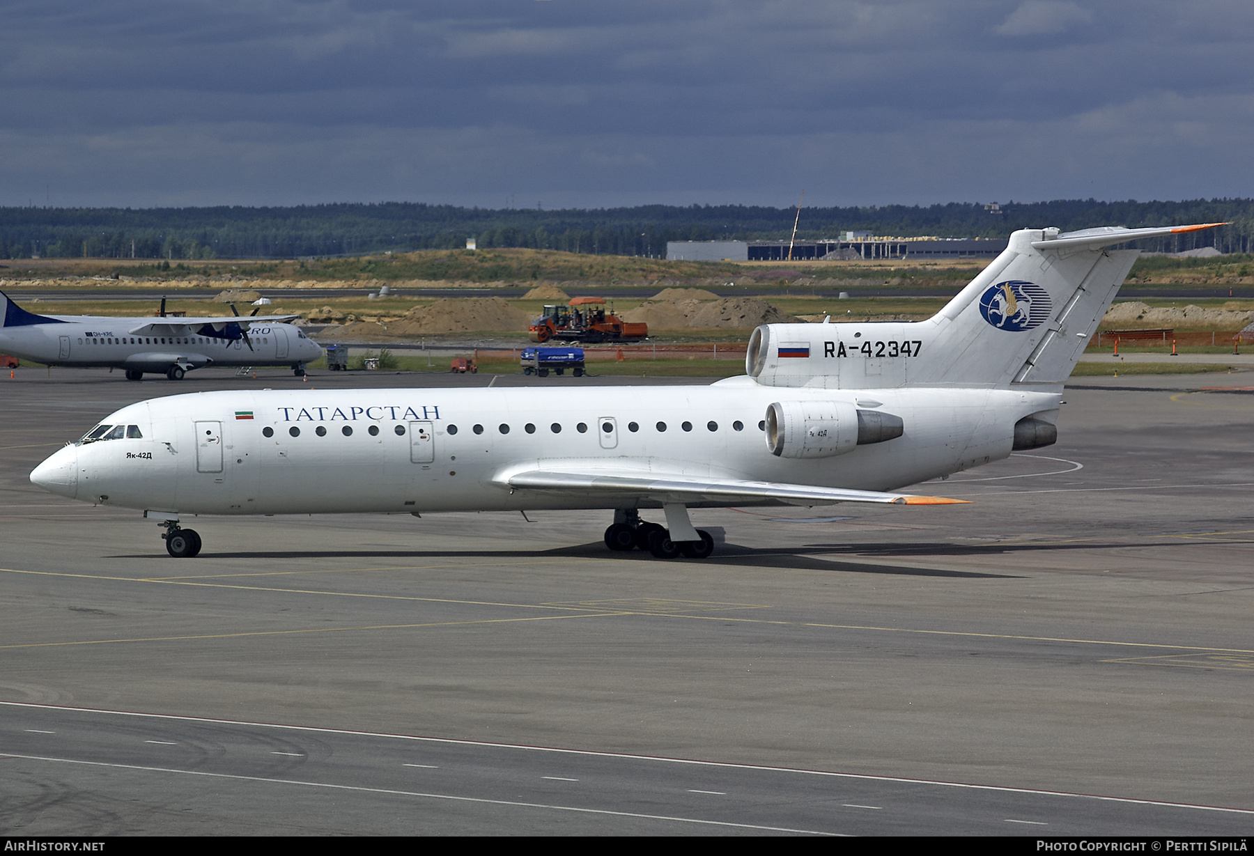 Aircraft Photo of RA-42347 | Yakovlev Yak-42D | Tatarstan Airlines | AirHistory.net #825775