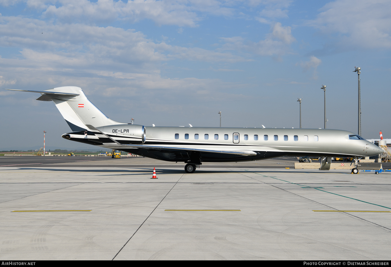 Aircraft Photo of OE-LPR | Bombardier Global 7500 (BD-700-2A12) | AirHistory.net #825781