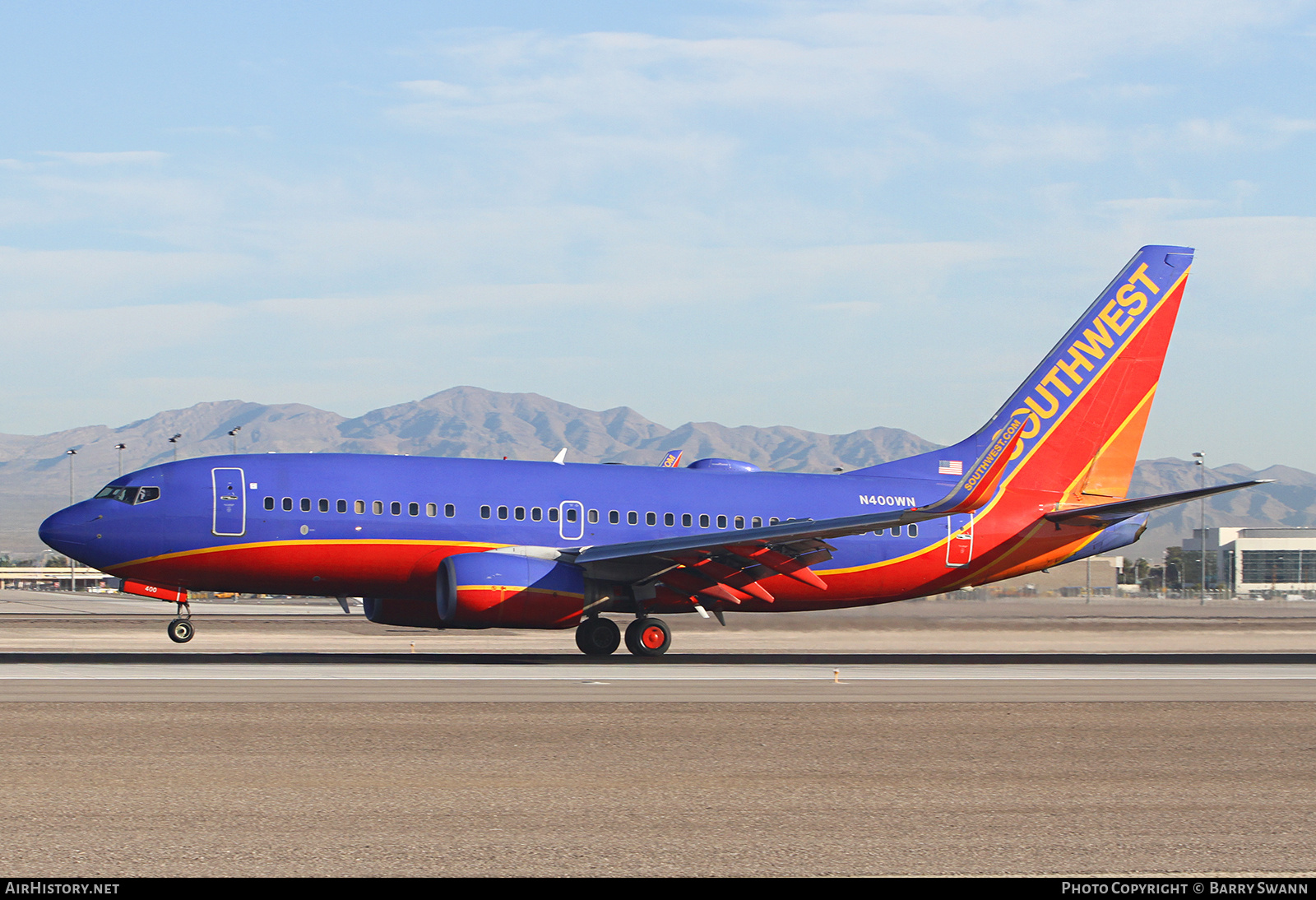 Aircraft Photo of N400WN | Boeing 737-7H4 | Southwest Airlines | AirHistory.net #825858
