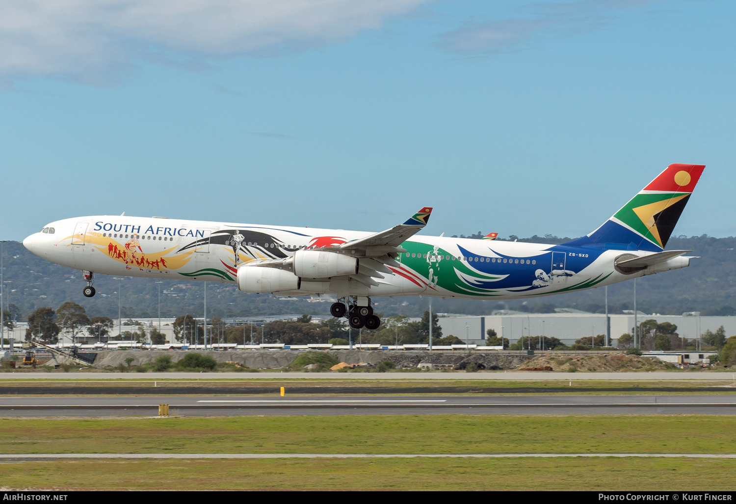Aircraft Photo of ZS-SXD | Airbus A340-313 | South African Airways | AirHistory.net #825868