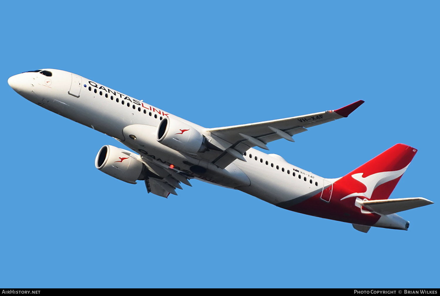 Aircraft Photo of VH-X4F | Airbus A220-300 (BD-500-1A11) | QantasLink | AirHistory.net #825940