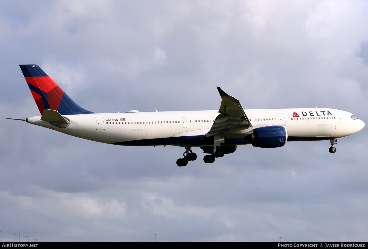 Aircraft Photo of N429DX | Airbus A330-941N | Delta Air Lines | AirHistory.net #825943