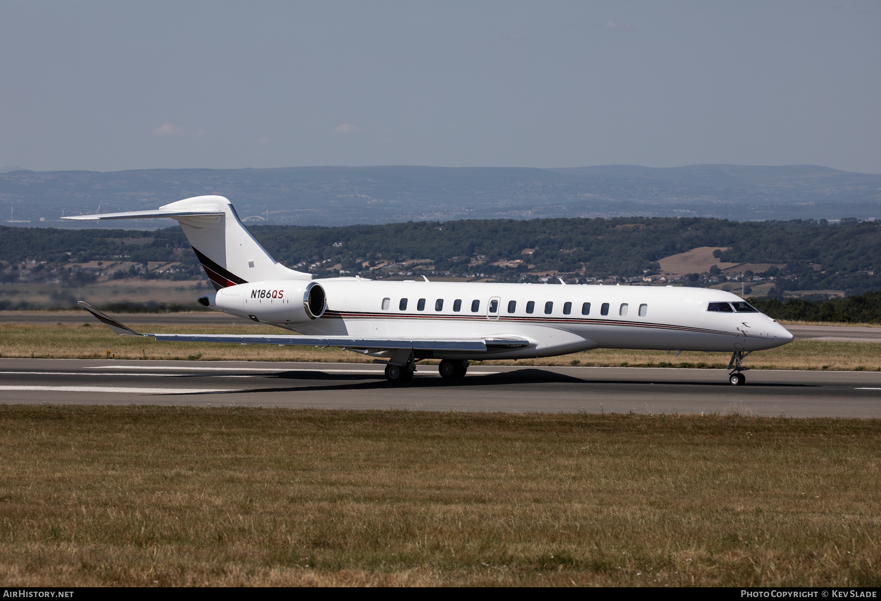 Aircraft Photo of N186QS | Bombardier Global 7500 (BD-700-2A12) | AirHistory.net #825963
