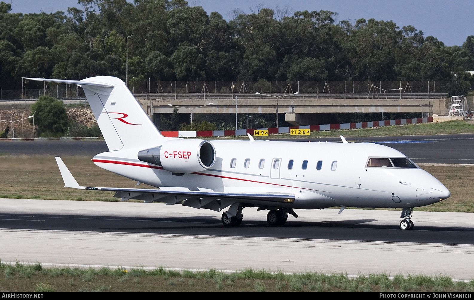 Aircraft Photo of C-FSEP | Bombardier Challenger 605 (CL-600-2B16) | AirHistory.net #826095