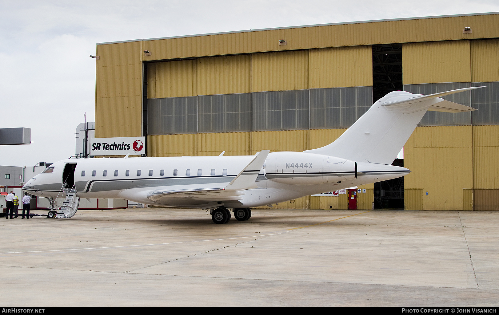 Aircraft Photo of N4444X | Bombardier Global 6000 (BD-700-1A10) | AirHistory.net #826105