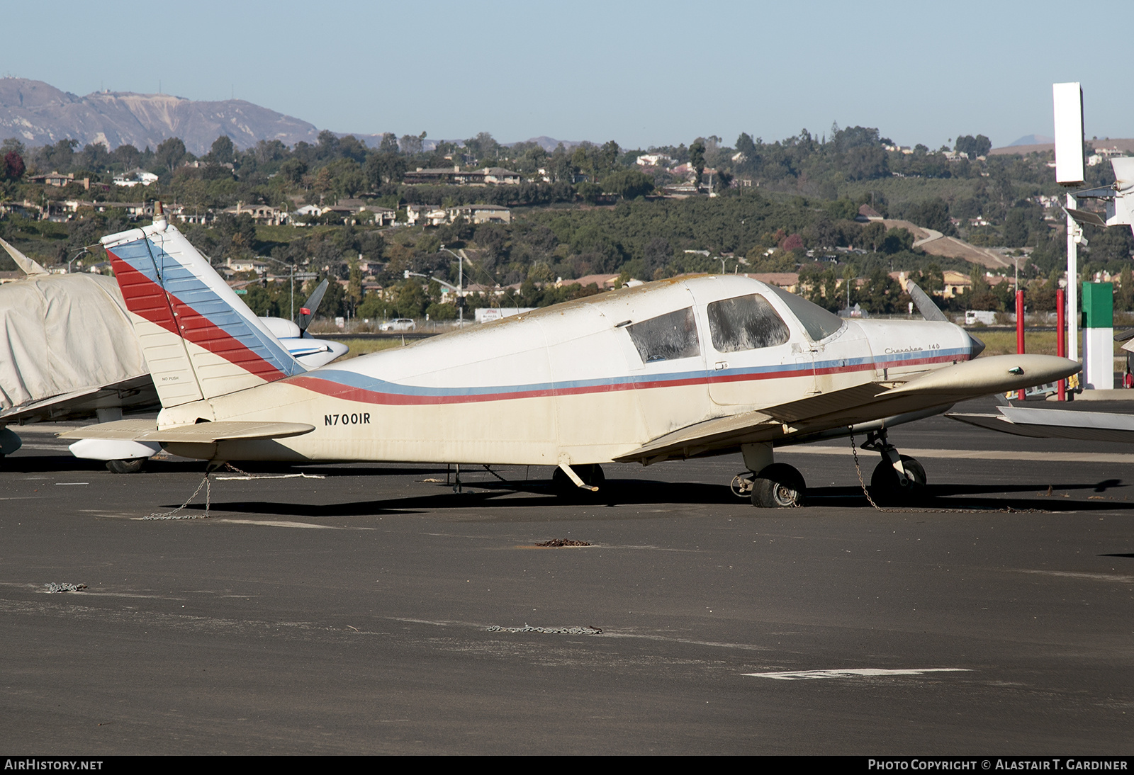 Aircraft Photo of N7001R | Piper PA-28-140 Cherokee | AirHistory.net #826158